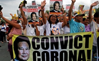 2012-akbayan-convict-cj-corona.jpg 