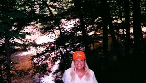cris_ericson_orange_hunting_cap.jpg 