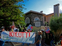 boycott-la-playa-carmel-hotel-and-bar-july-6-2012-.jpg