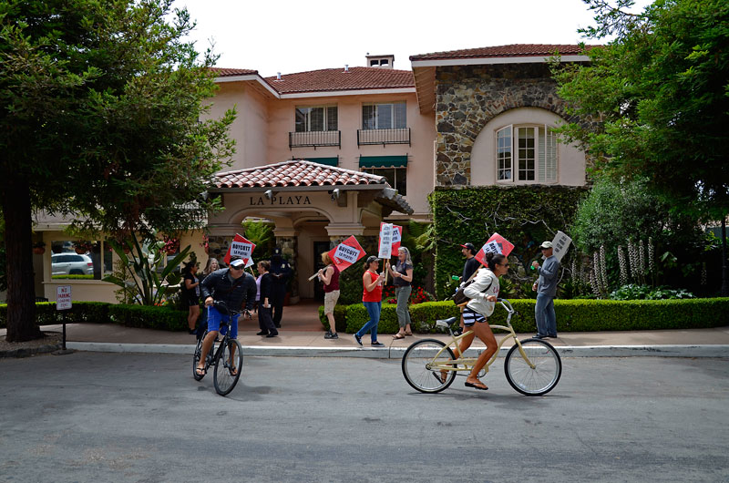 la-playa-hotel-guests-siege-carmel-july-21-2012-5.jpg 