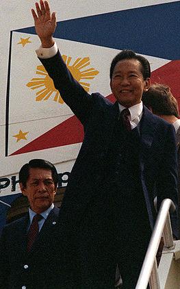 1983-ferdinand-marcos-juan-ponce-enrile.jpg 