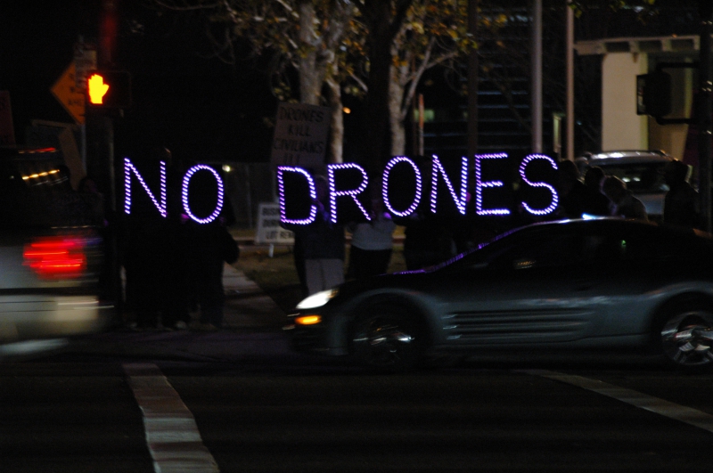 800_no_drones_4.jpg 