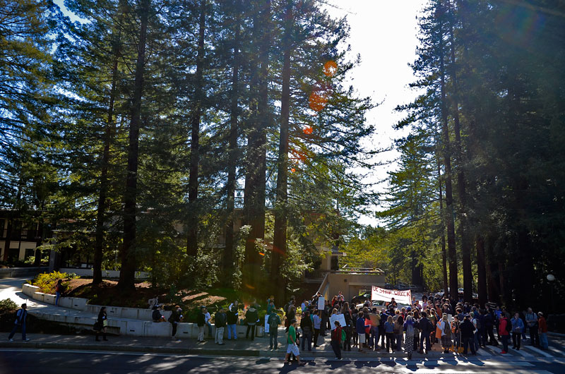 UC Santa Cruz Students and Workers Rally for UC Health Care Justice