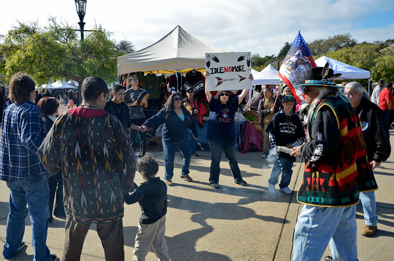 idle-no-more-flash-mob-monterey-february-17-2013-6.jpg 