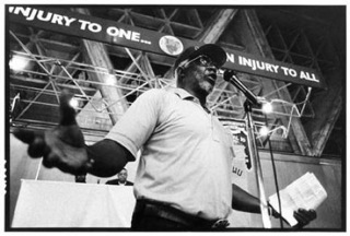 robinson__leo_at_ilwu_10_meeting.jpeg 