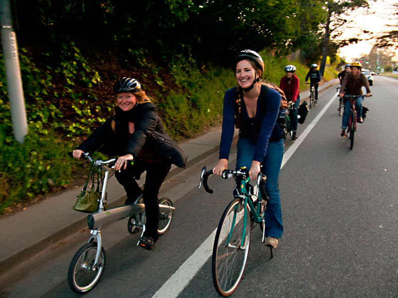 santa-cruz-bike-party_13_4-27-13.jpg 