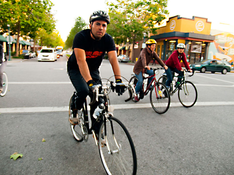 santa-cruz-bike-party_3_4-27-13.jpg 