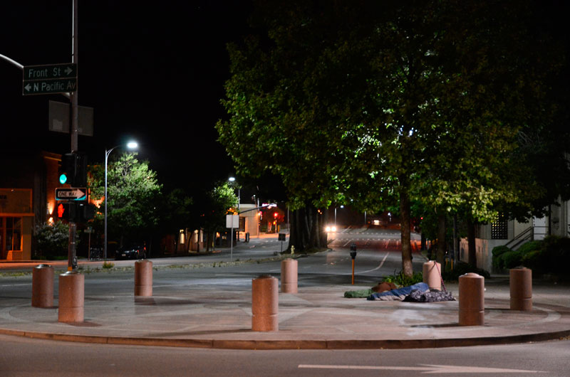 sleep-protest-santa-cruz-post-office-april-21-2013-2.jpg 