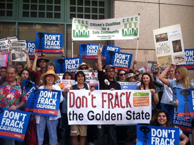 californians_against_fracking.jpg 
