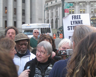 lynnestewart2.jpg