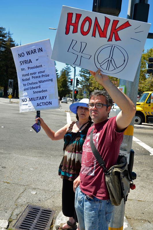 war-in-syria-protest-santa-cruz-august-31-2013-12.jpg 