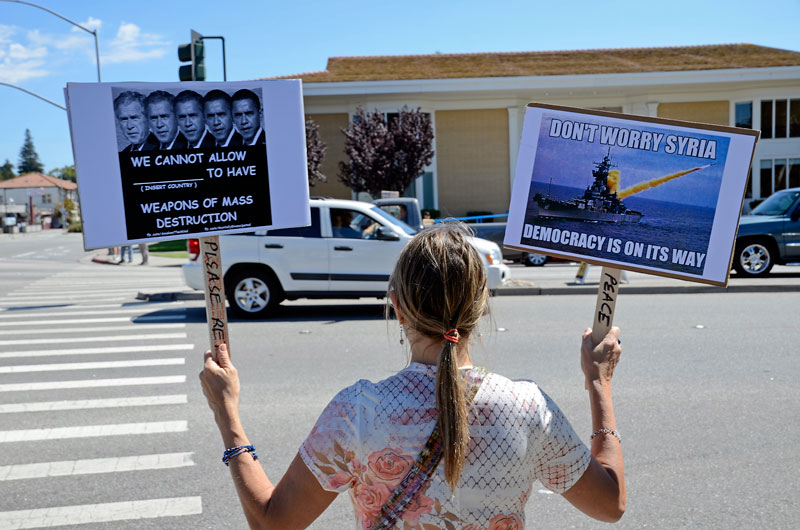 war-in-syria-protest-santa-cruz-august-31-2013-19.jpg 