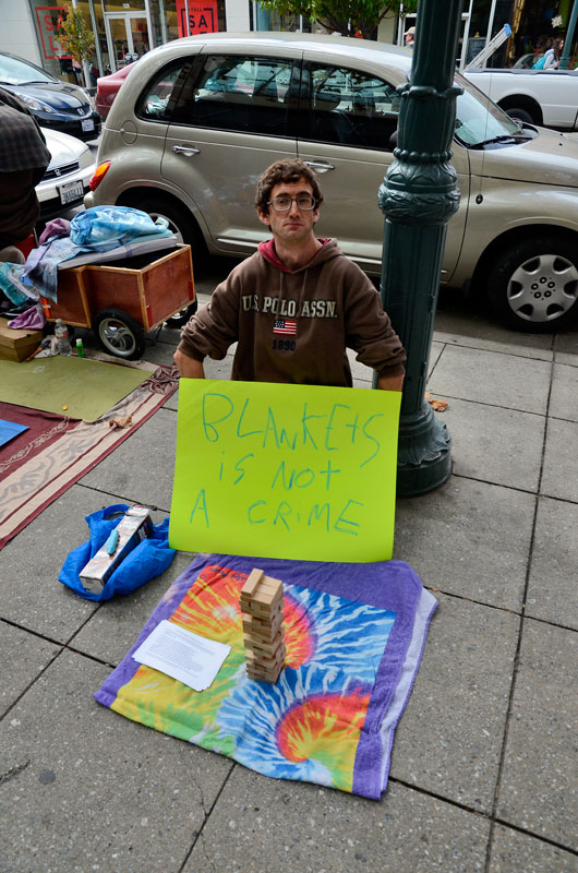 community-blanket-sit-in-santa-cruz-october-24-2013-6.jpg 