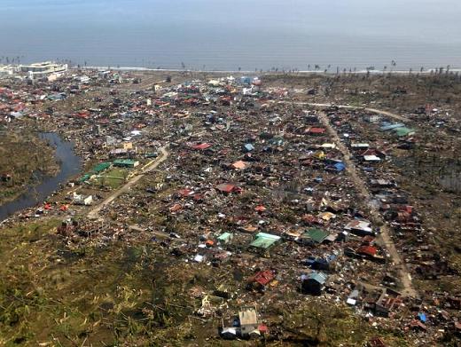2013-typhoon-haiyan-yolanda-tacloban-leyte-philippines.jpg 