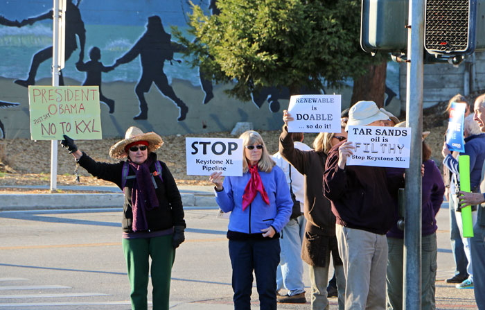 keystone-xl-pipeline-santa-cruz-february-3-2014-1.jpg 