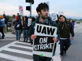 uc-santa-cruz-strike-4-3-2014-1-uaw-local-2865.jpg