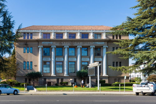 stockton_city_hall___april_2014.jpg 