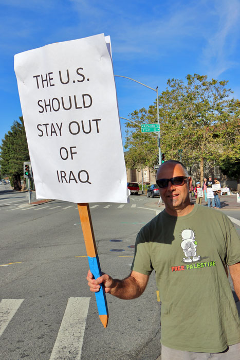 iraq-vigil-santa-cruz-7.jpg 