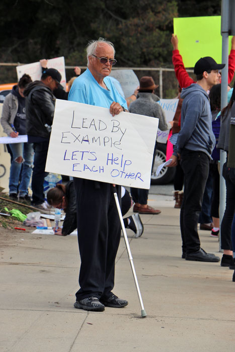 frank-alvarado-protest-salinas-9.jpg 