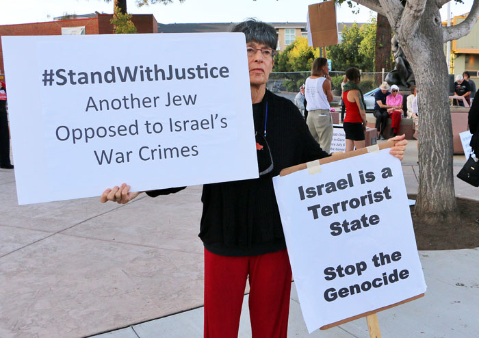 gaza-vigil-santa-cruz-interfaith-august-1-2014-10.jpg 