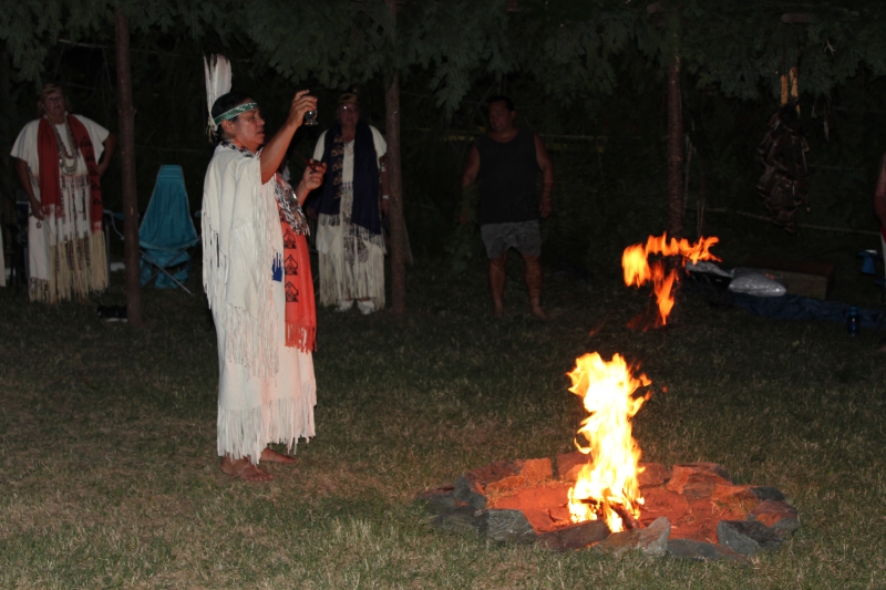 800_chief_sisk_blesses_the_fire.jpg 
