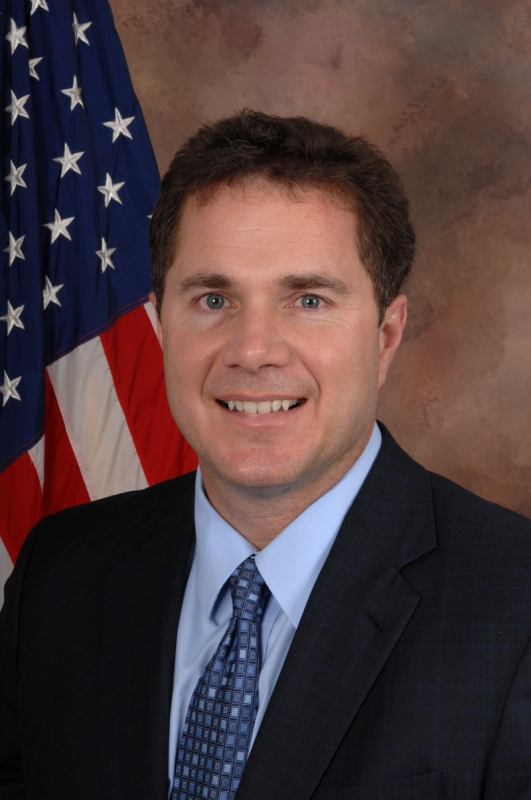 800_bruce_braley_official_110th_congress_photo_portrait.jpg 