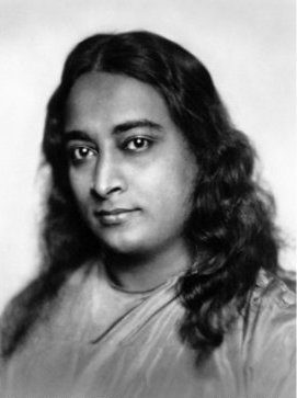 paramahansa_yogananda_standard_pose.jpg 