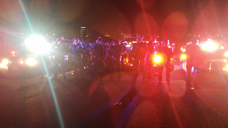 oaklandfergusonsolidarity_201411242046_04.jpg 