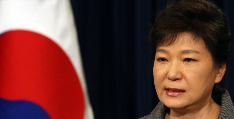 800_park_geun-hye_s._korean_tears_over_sewol_disaster.jpg