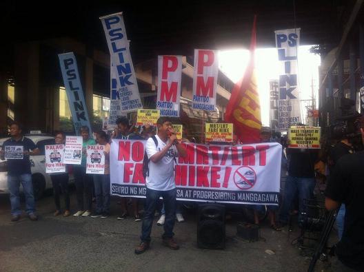 2015-nagkaisa-mrt-lrt-fare-hike-protest.jpg 