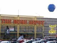 200_yuvettehenderson-homedepot_20150221_001.jpg