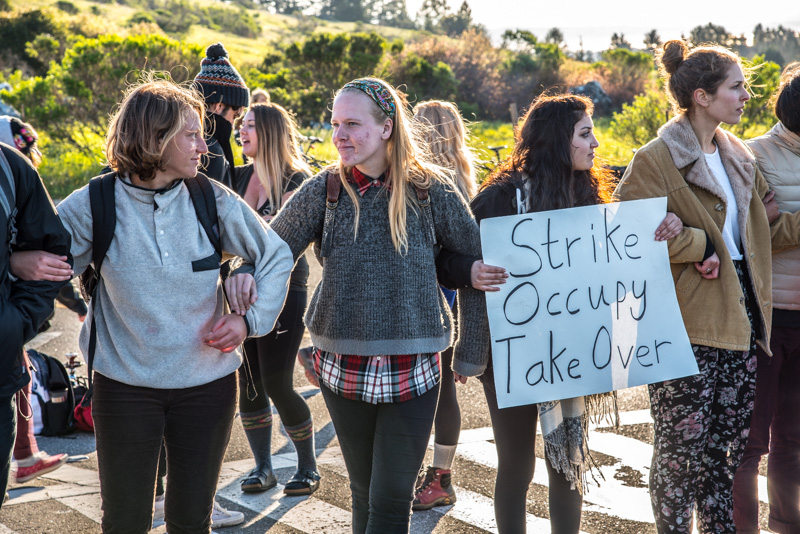 uc-santa-cruz-shut-down-8.jpg 