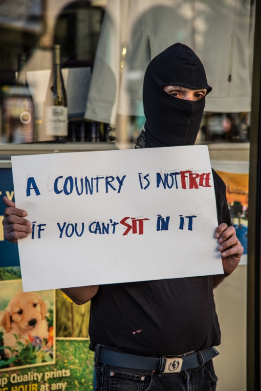 800_monterey-sit-lie-protest-4.jpg 