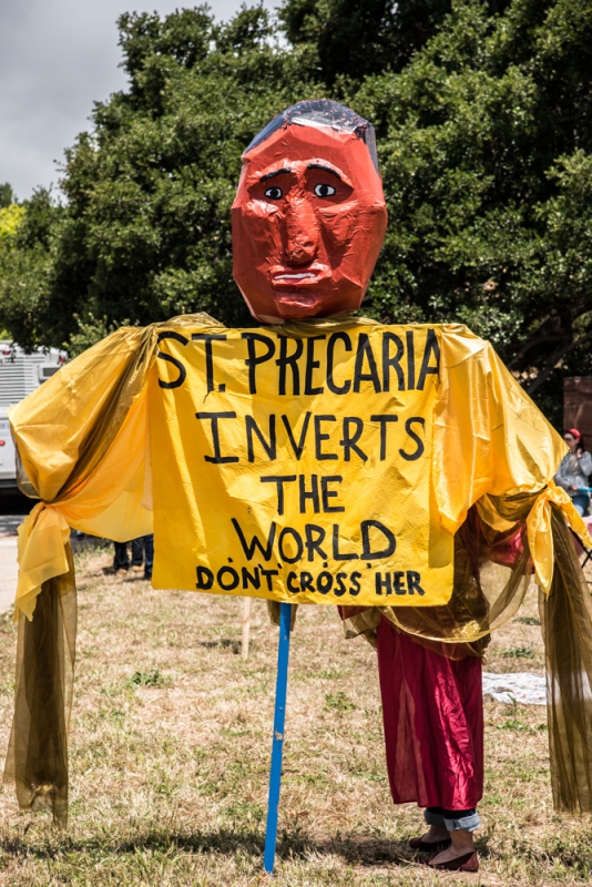 800_uc-santa-cruz-lecturers-picket-3-st-precaria.jpg