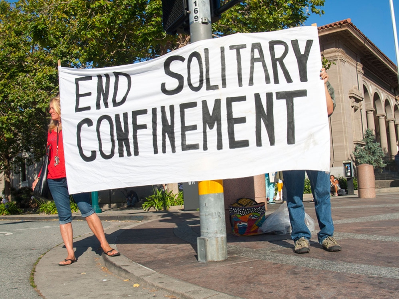 800_end-solitary-confinement_4_6-23-15.jpg 
