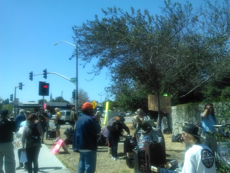 800_homeless_lives_matter_gathering_santa_cruz_ca_062515__4_.jpg 