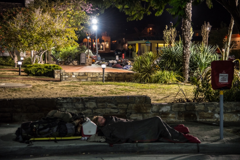 800_city-hall-sleepout-25.jpg 