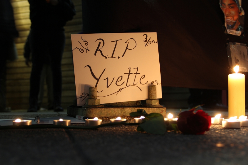 yvettehenderson-emeryvillevigil_20150203_001_daveid.jpg 