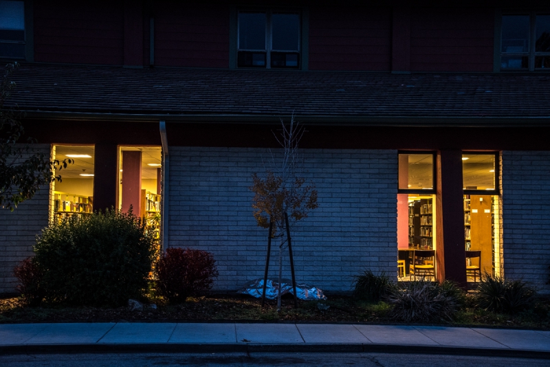 800_community-sleepout-4-santa-cruz-library.jpg 