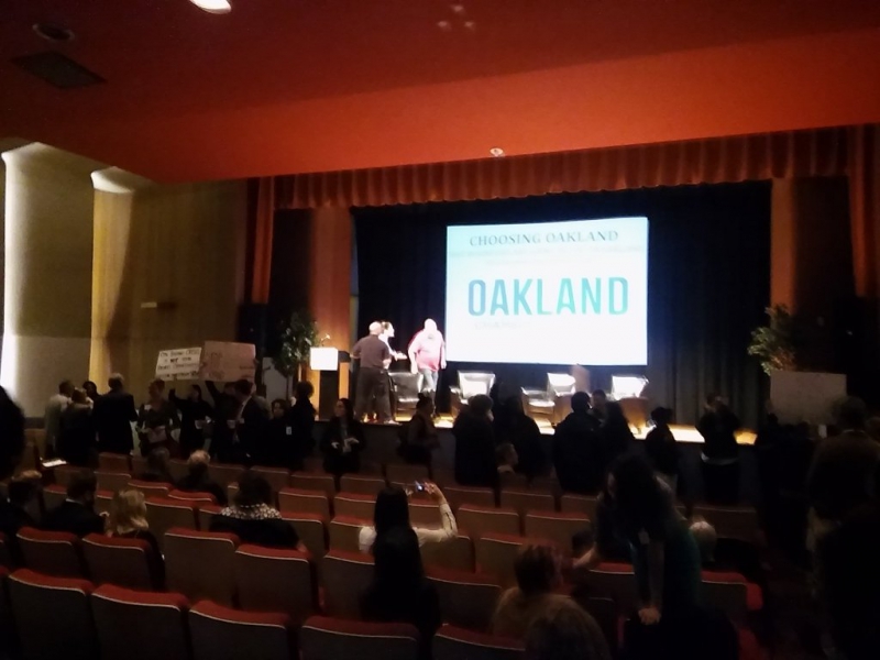 800_oaklandchamberbreakfast-darwinbondgraham1.jpg 