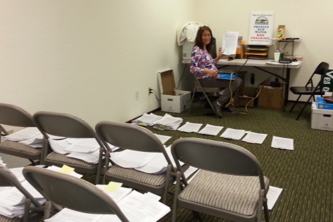 480_mary_counting_anti-fracking_signatures_protect_monterey_county.jpg