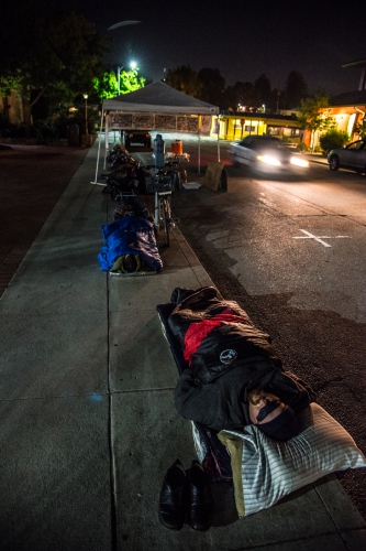 sm_freedom-sleepers-2-city-hall-santa-cruz.jpg 