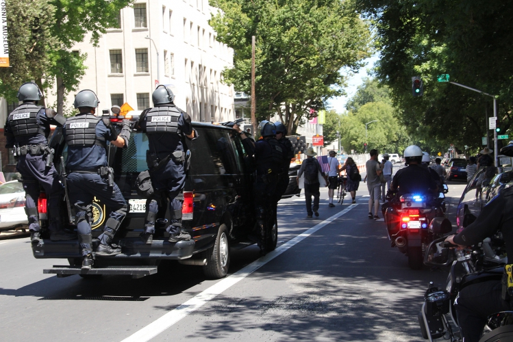 sm_nonazisinsac-antifa_20160626_036.jpg 