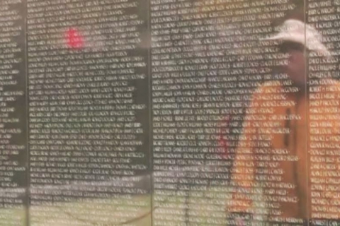 480_s_brian_willson_reflection_vietnam_memorial.jpg