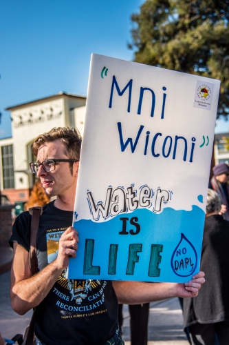 sm_dakota-access-pipeline-rally-santa-cruz-5-mni-wiconi-water-is-life.jpg 