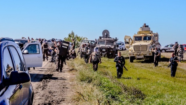 north_dakota_national_guard_arresting.jpg 