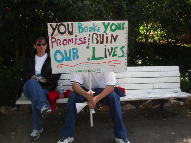 injured_worker__22you_broke_your_promis___ruin_our_lives_22.jpg