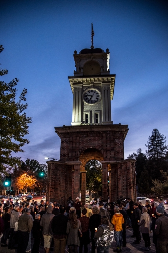 sm_sean-smith-arlt-vigil-3-santa-cruz-town-clock.jpg