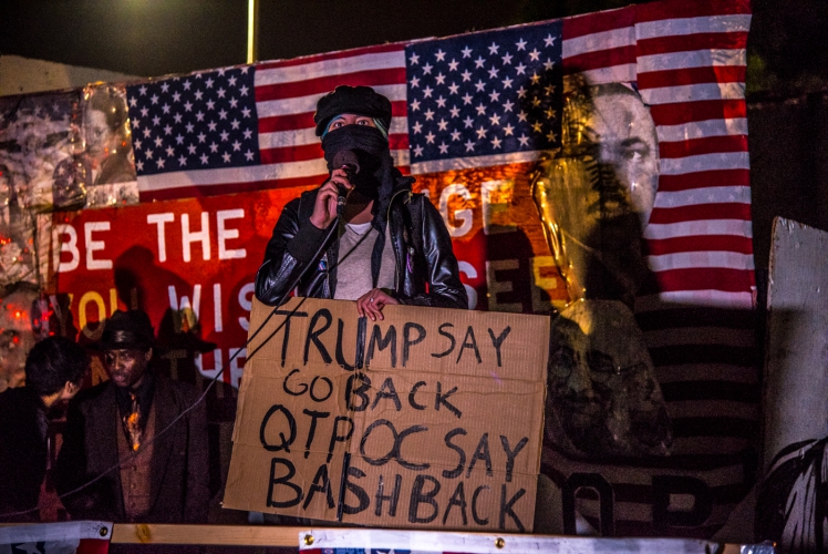 sm_anti-trump-protest-santa-cruz-11.jpg 