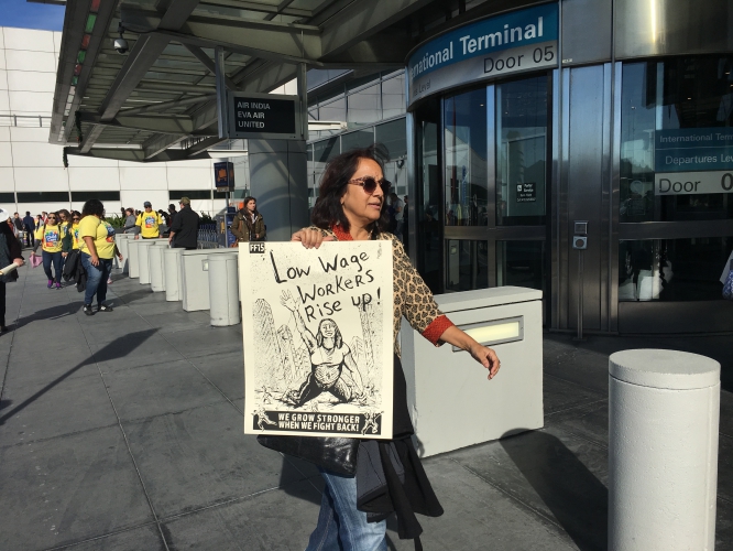 sm_fight_for__15_sfo_low_wage_workers_rise_up.jpg 